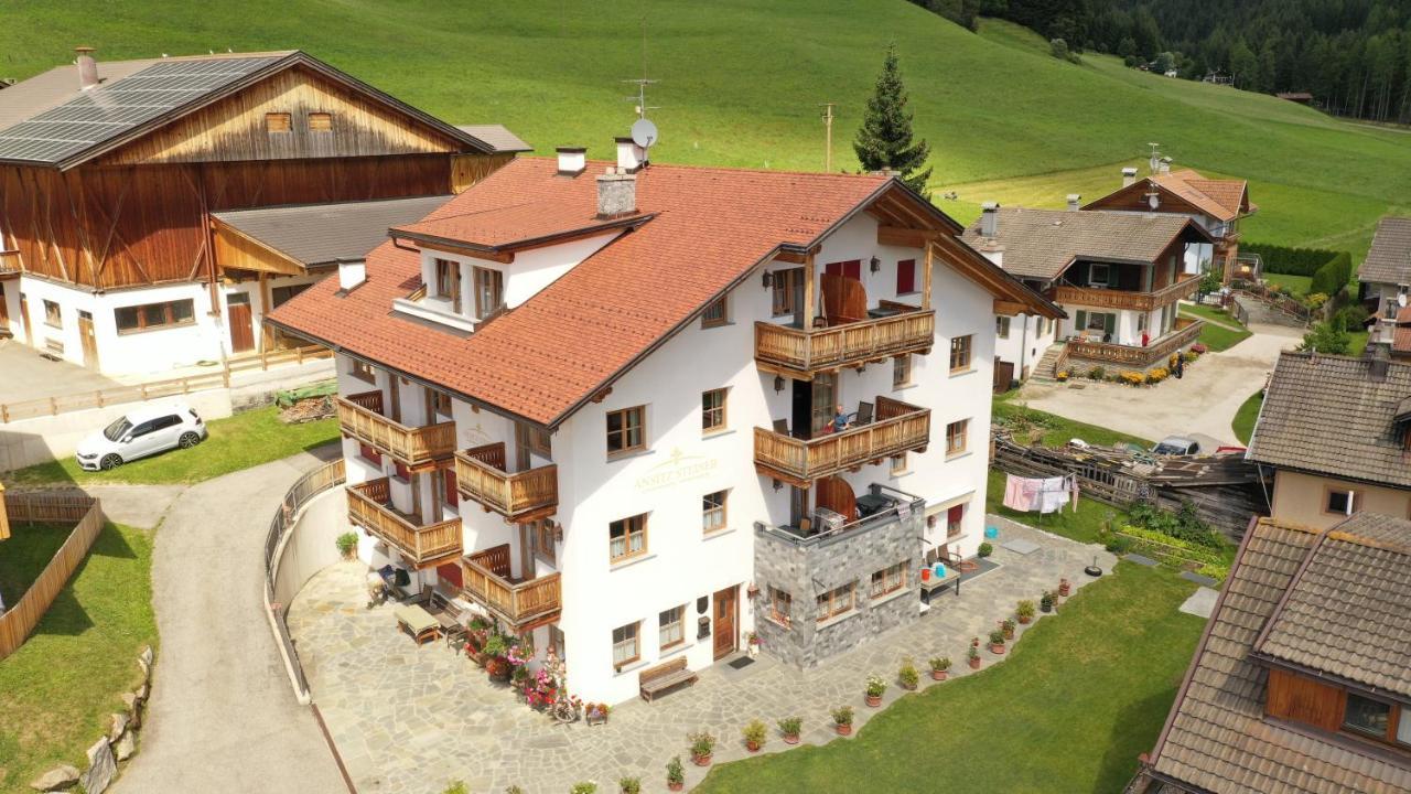 Ansitz Steiner Apartment Dobbiaco Exterior photo